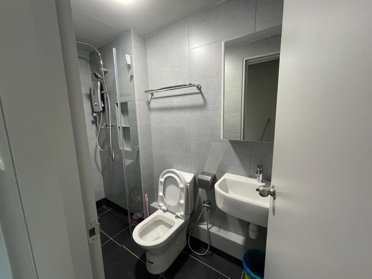 Seaview Luxury Condo Homestay 2Bed 2Bath Jesselton Quay By R2 Residence Kota Kinabalu Dış mekan fotoğraf