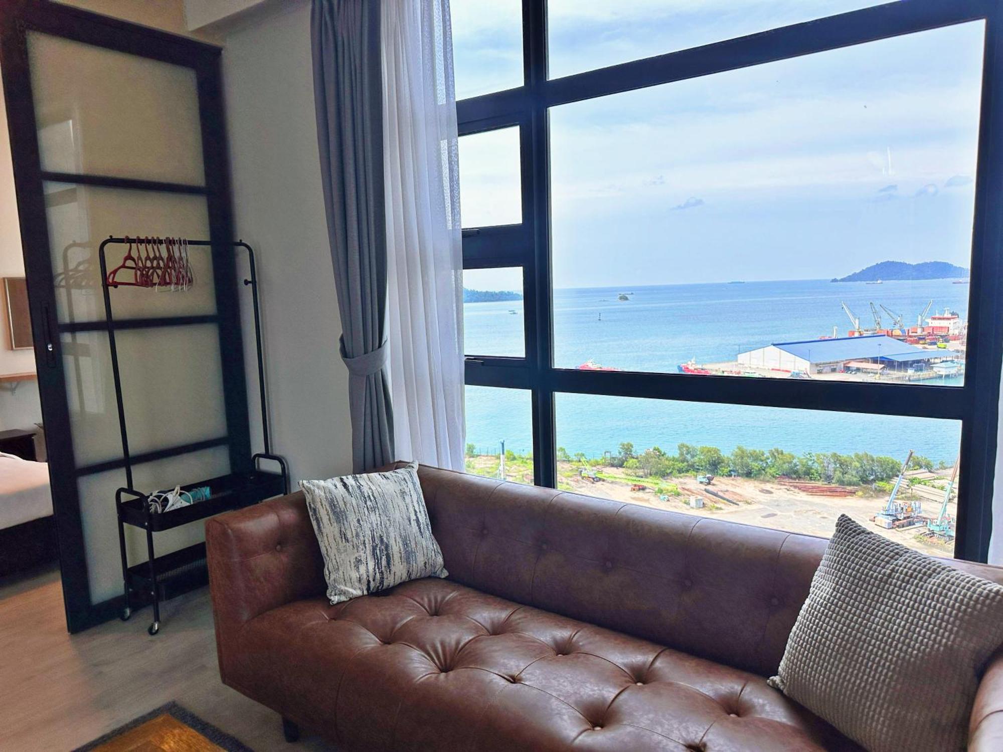 Seaview Luxury Condo Homestay 2Bed 2Bath Jesselton Quay By R2 Residence Kota Kinabalu Dış mekan fotoğraf